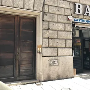 Panzió - Monti